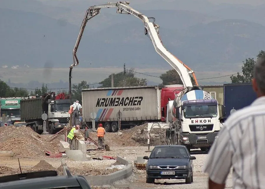 Затварят "Сливница", пускат "Малинов"