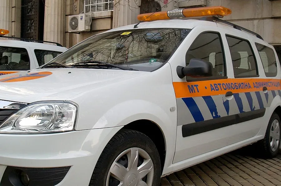 Обвиниха контрольори от ДАИ и АПИ за подкупи