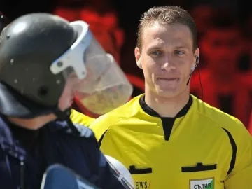 Вихрен Манев ще свири "Черно море"-"Левски"