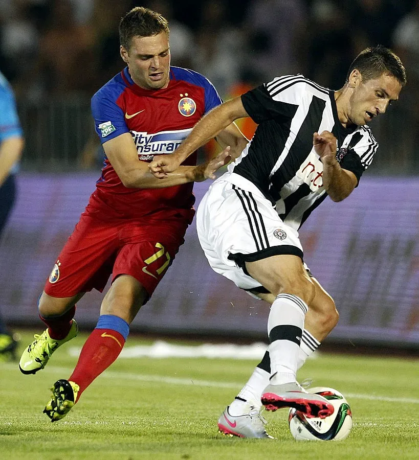 "Партизан" изхвърли "Стяуа", Божинов изпусна дузпа