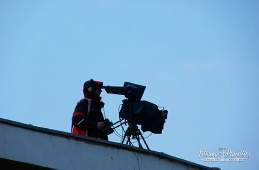 15 младежи стават тв оператори