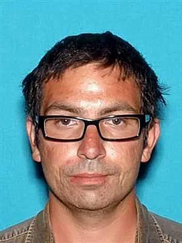 Психичноболен стреля  в киносалон в САЩ, има пострадали