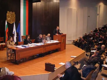 Поне 6 протеста  във Варна срещу решения на местния парламент