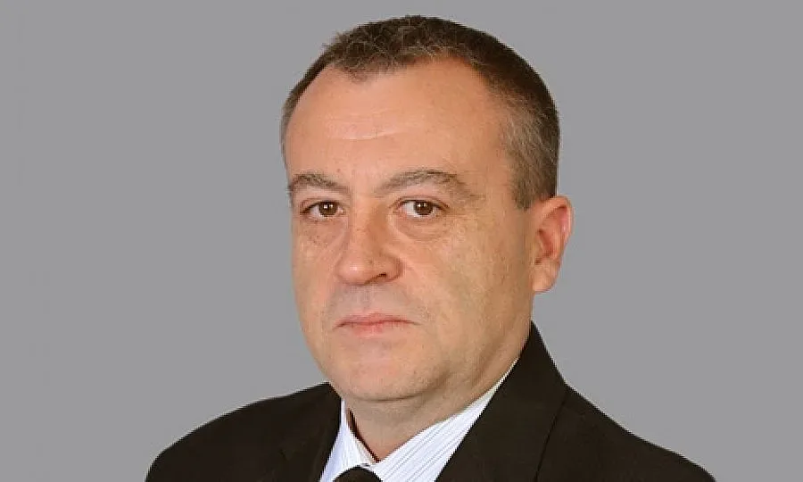 Областният управител на Разград катастрофира тежко