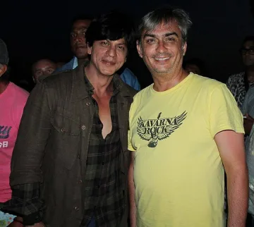 Шарук Кхан танцува наш хип хоп