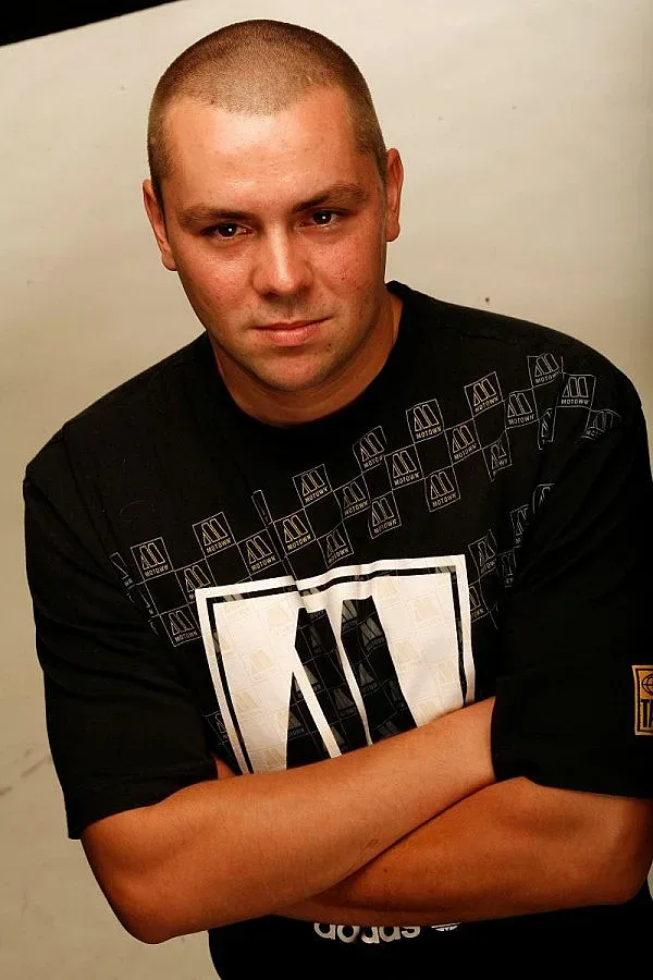 Ицо Хазарта прекопава и коси   