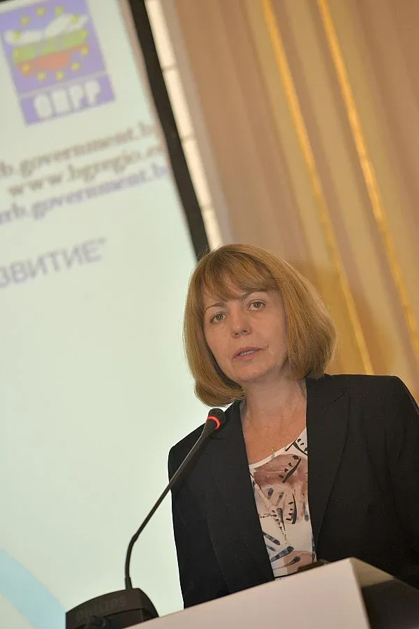 Фандъкова: 5,5 милиона отиват за ремонти на ясли и училища