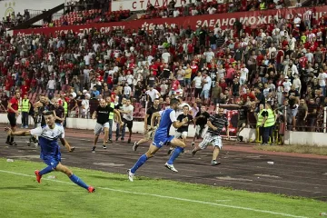 Скандалът от "Армията" обиколи света