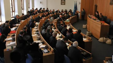 Тройно сито за общинари