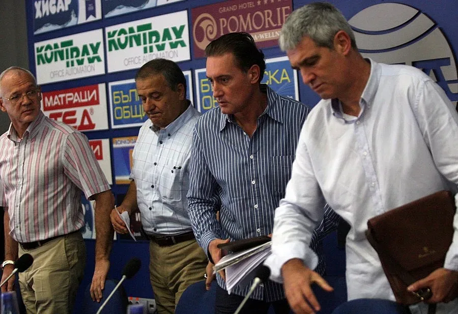 Бизнес и синдикати на втори протест