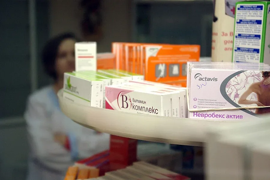 До юли 2015:  Сливания за $221 млрд.  във фармацията