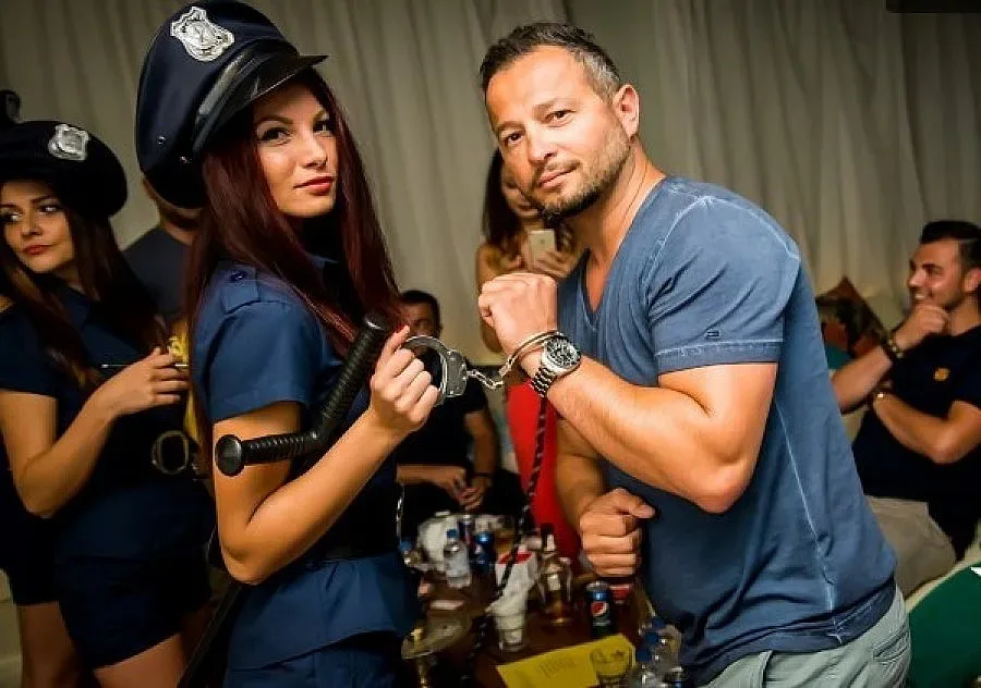 Нравствена полиция щурмува дискотеките в Слънчев бряг