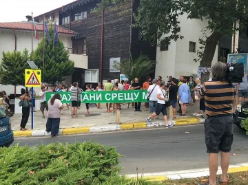 Протест в защита на плажа Апелу в Созопол