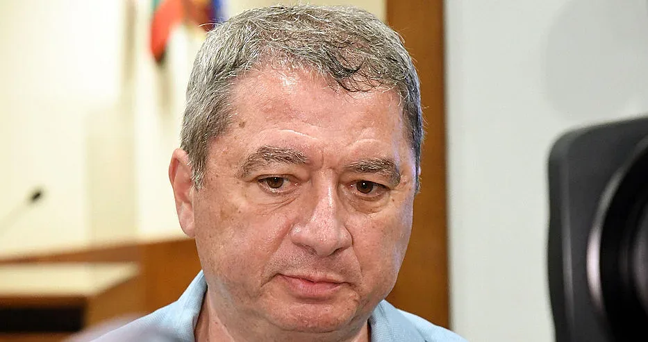 Юрист видя съдбата на Кирил Петков