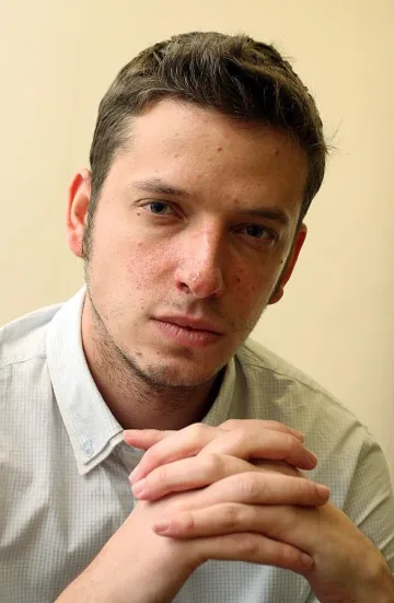 Парламент с двойно дъно