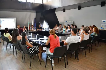 По-знаещи чиновници в община Благоевград