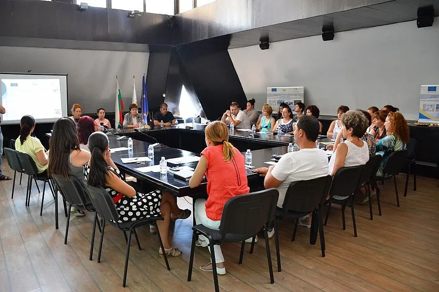 По-знаещи чиновници в община Благоевград