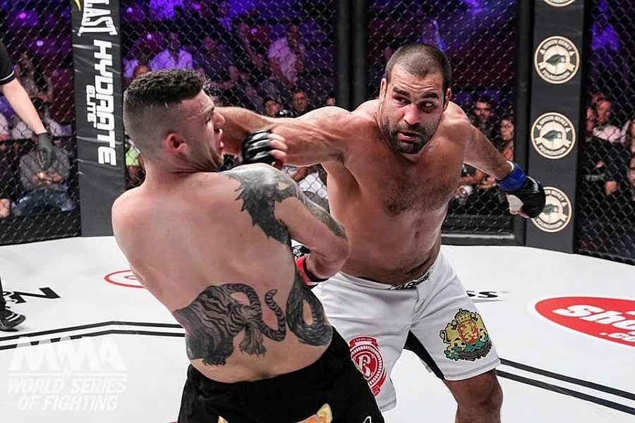 Багата защитава титлата през октомври 