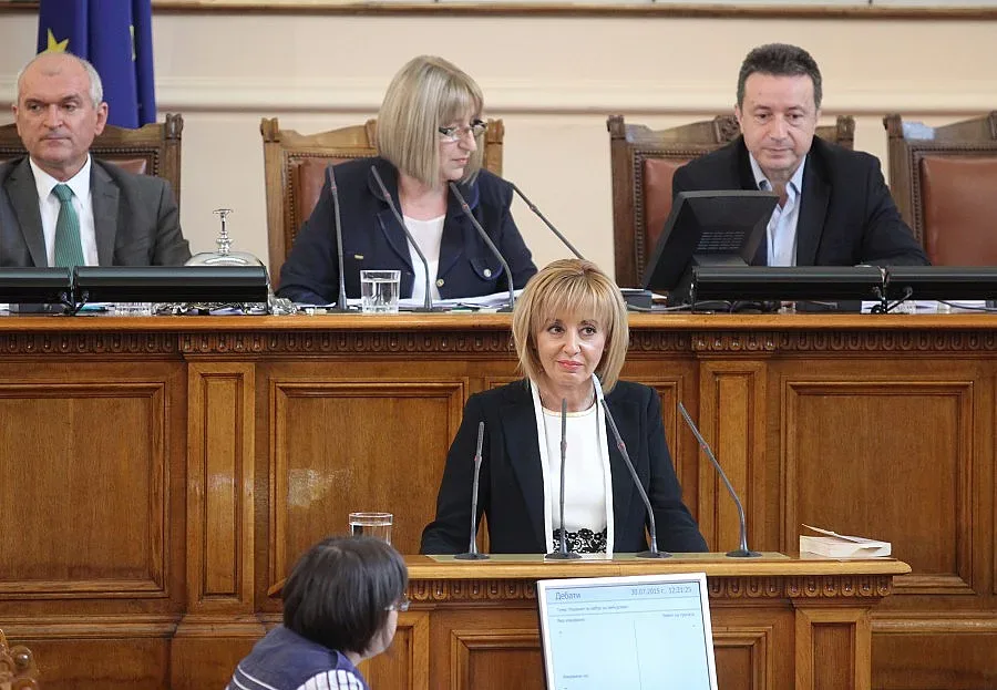 Цачева: Изборът за омбудсман откровено не се харесва на ГЕРБ