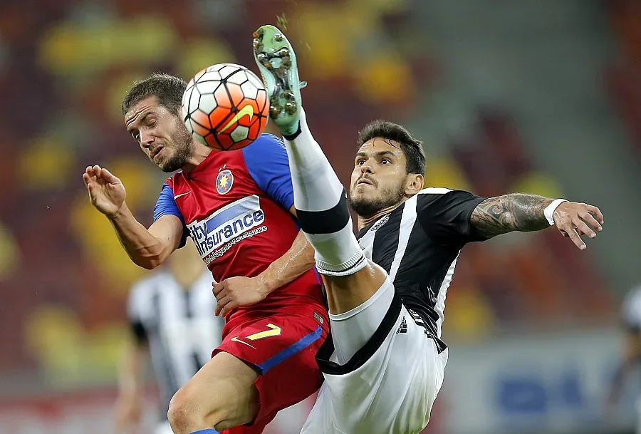 Валери се контузи при 1:1 със "Стяуа"