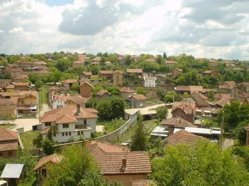 Издъхна намушкан с вила в ромско меле