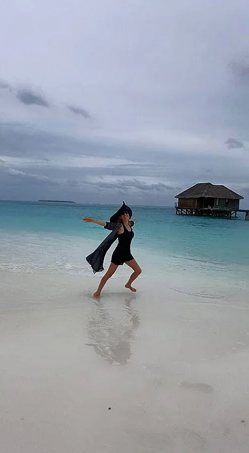 Гала - волна птичка на Малдивите