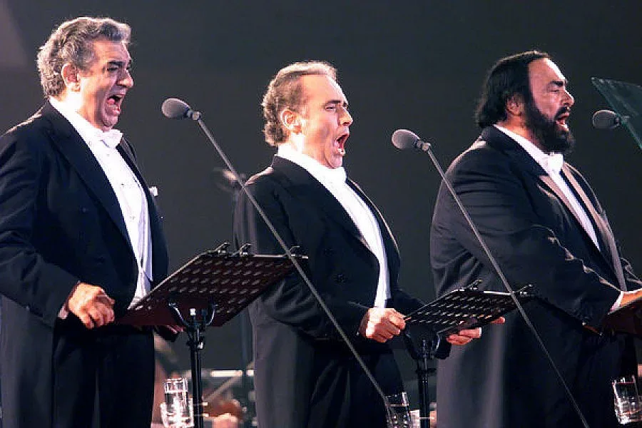 Карерас празнува юбилей на "Тенорите"