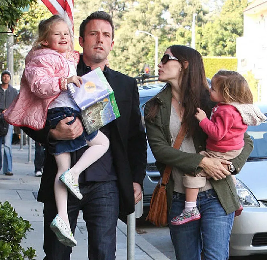 Афлек и Гарнър се мотаят с развода