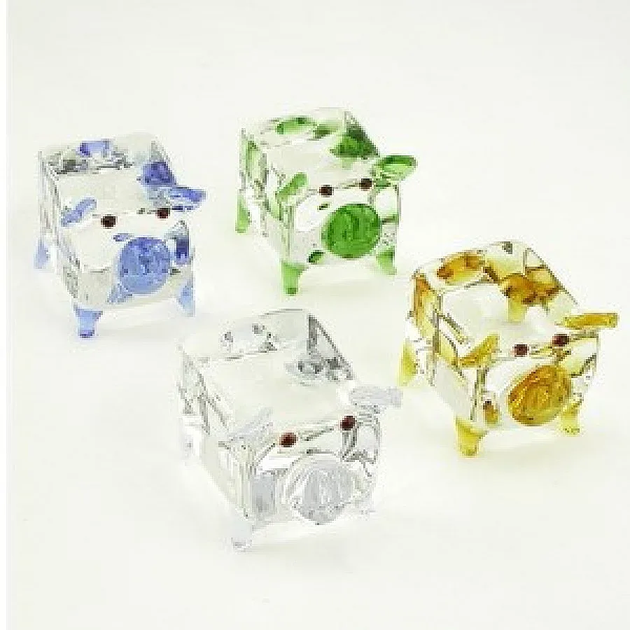 Данъчни и Икономическа полиция подхващат леда в свинарника (ОБЗОР)