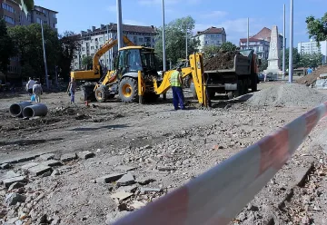 Затварят изцяло кръстовището на Руски паметник за 20 дни