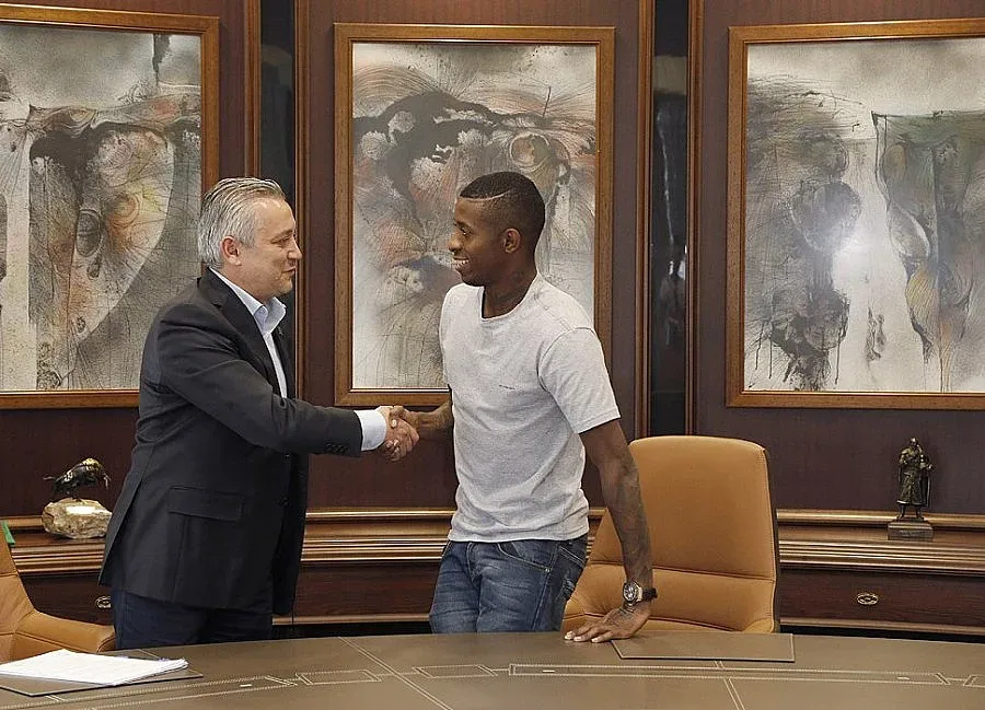 Неймар Втори се точи на "Левски"