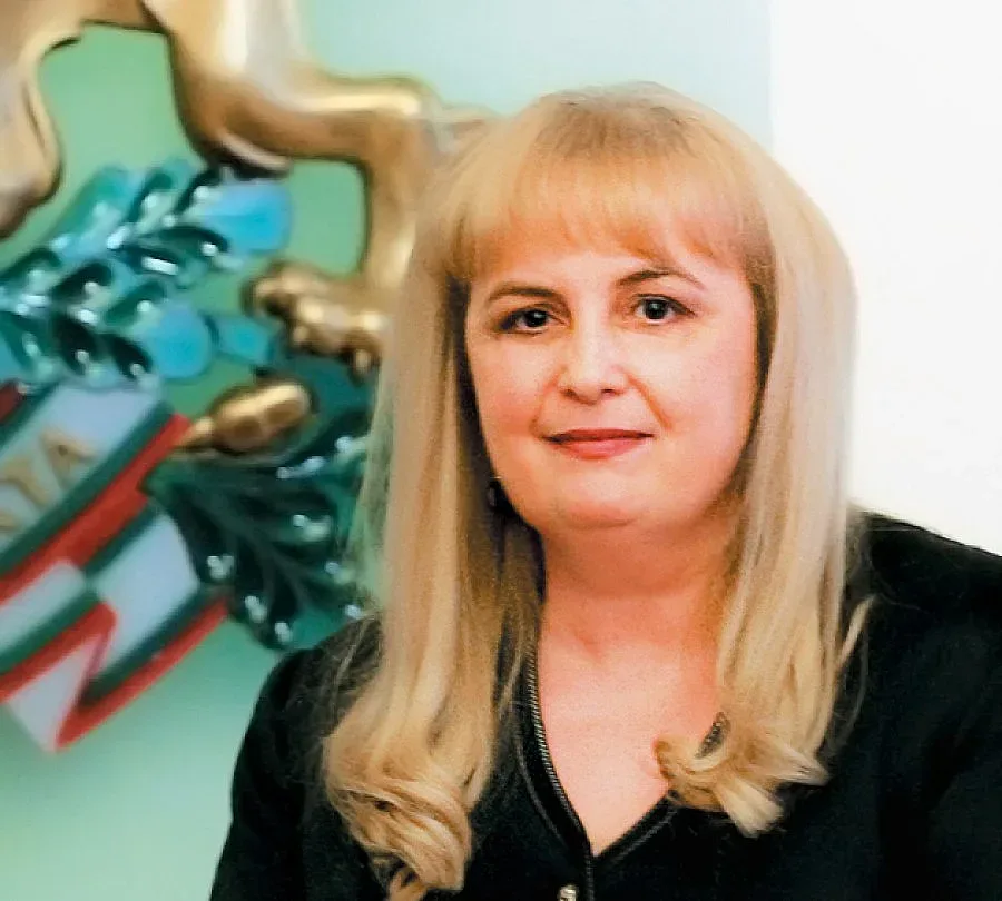 Славка Бозукова придобива „Блиц”