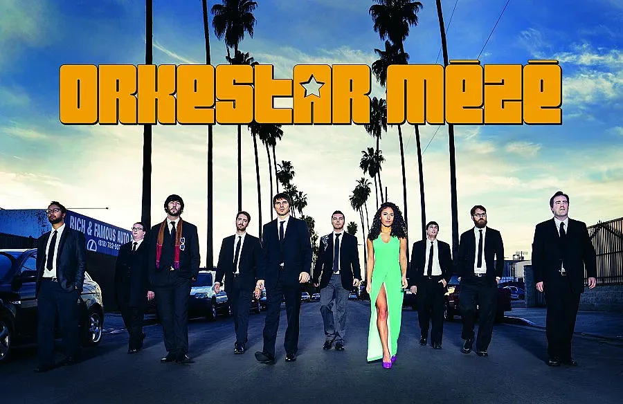 Елис Хол се влюби в хорото на Милен Киров