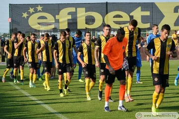 "Ботев" Пд разкара треньора и вратаря след срама срещу "Монтана" 