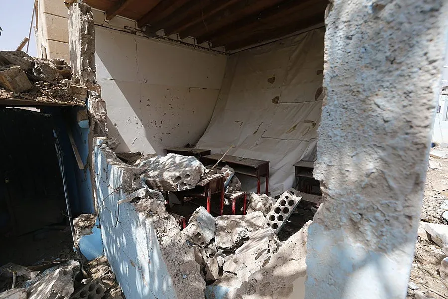 Бомба уби трима в Йемен