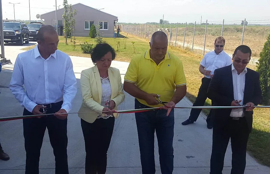 Борисов и Василева откриха новата пречиствателна станция на град Раковски