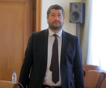 Иванов доволен от 180-те подписа