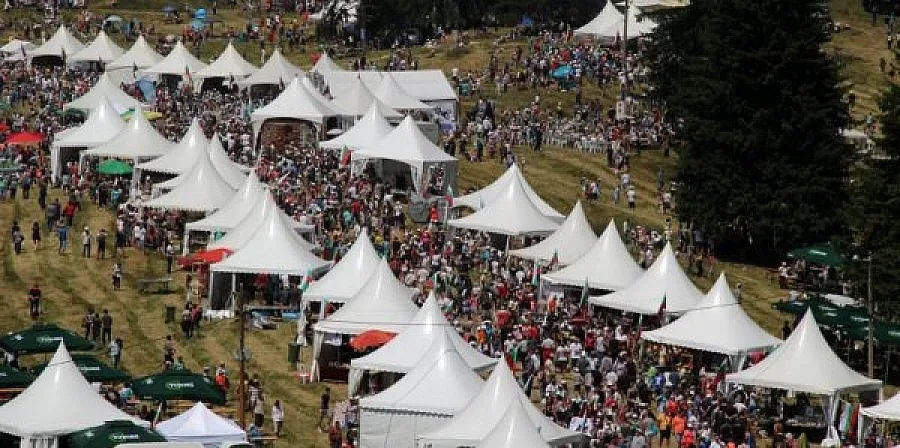 40 тона боклук след събора в Рожен