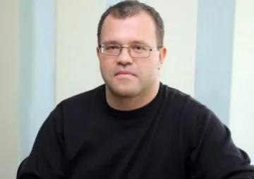 Докога ще се пречи на младите учени