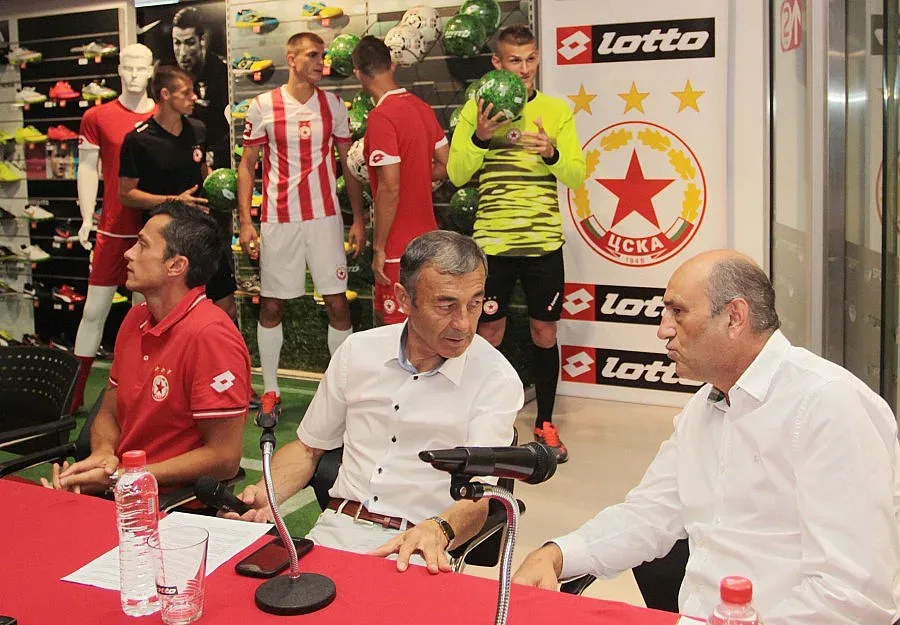 ЦСКА представи новите екипи "Lotto"