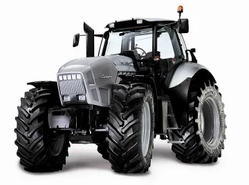 Трактори блокират бензиностанции