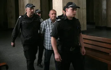 Христов се запил след скандал за корупция 