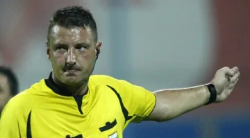 Повериха "Левски"-"Литекс" на Таско Тасков