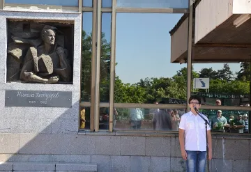 Благоевград с поклон пред Вапцаров