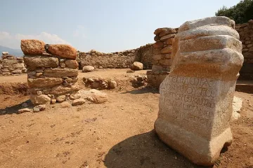 Мегалитен комплекс води чужденци в Гърмен
