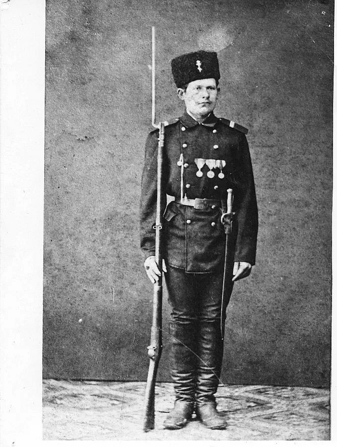 Почетна грамота за внука на най-младия опълченец