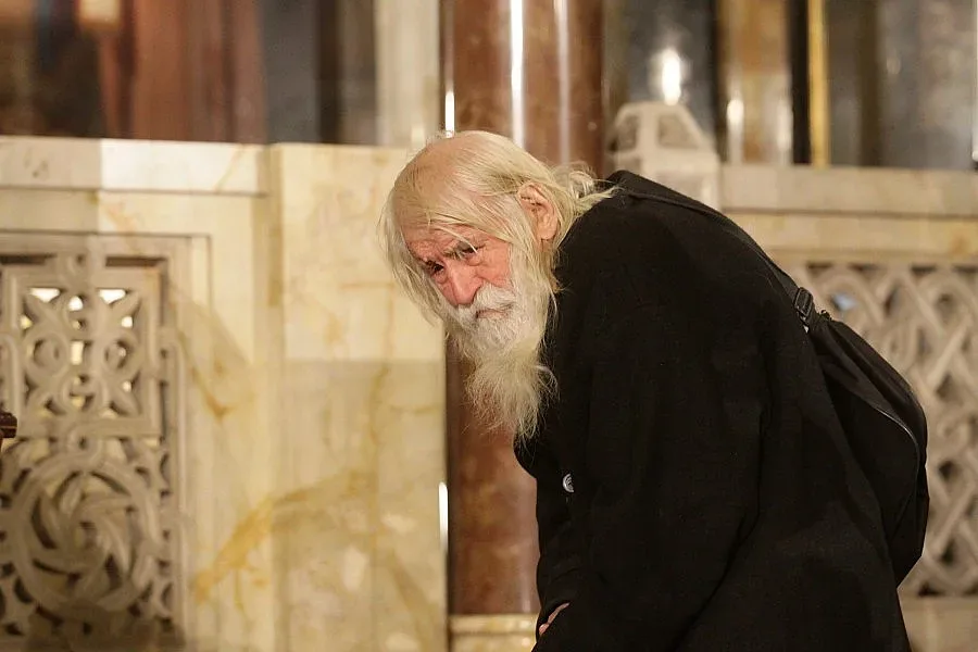 Дядо Добри посрещна 101-ви рожден ден в храма