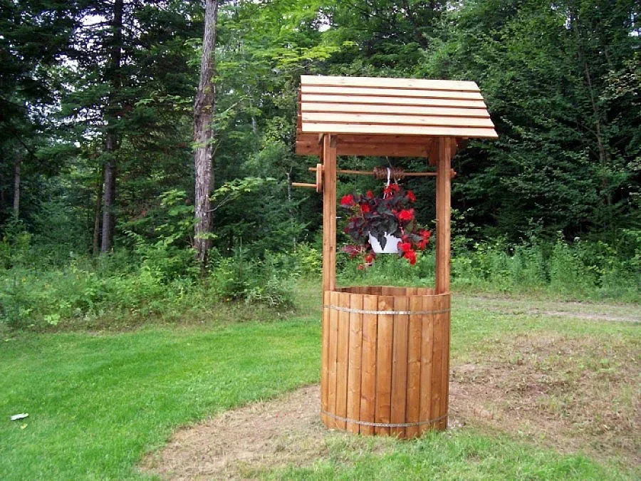 Пожарникари вадиха мъж от кладенец