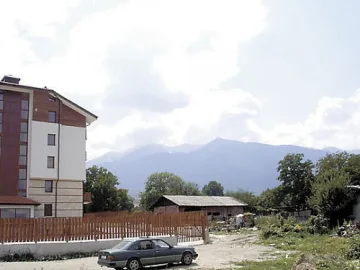 Ремонтират ударно хотели в курорта Банско
