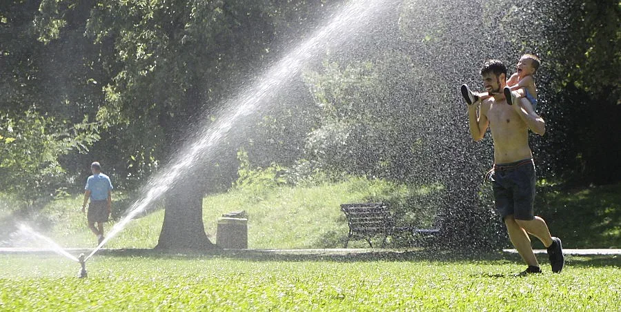 Слънчев ад още 10 дни